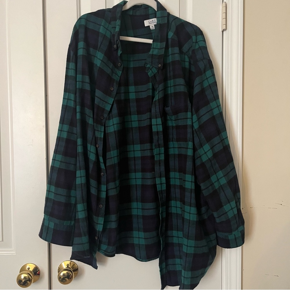 Croft & Barrow plaid long sleeve button down